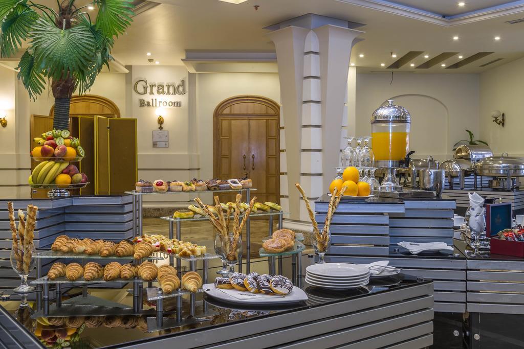 Days Inn Hotel & Suites Амман Экстерьер фото