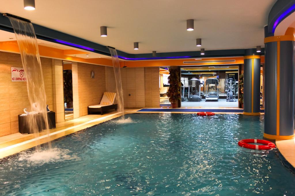 Days Inn Hotel & Suites Амман Экстерьер фото